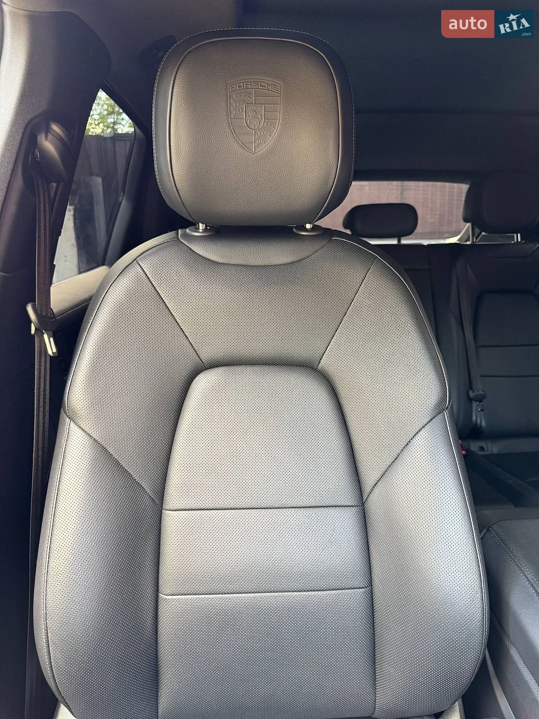 Porsche Cayenne 2023 VIN WP1ZZZ9YZRDA01873 фото оголошення 31 з 87