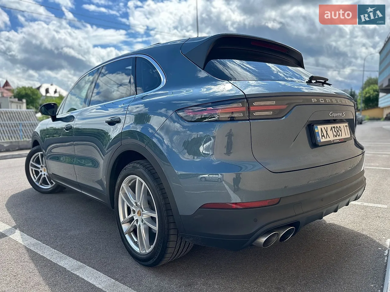 2018 Porsche Cayenne - мініатюра 2