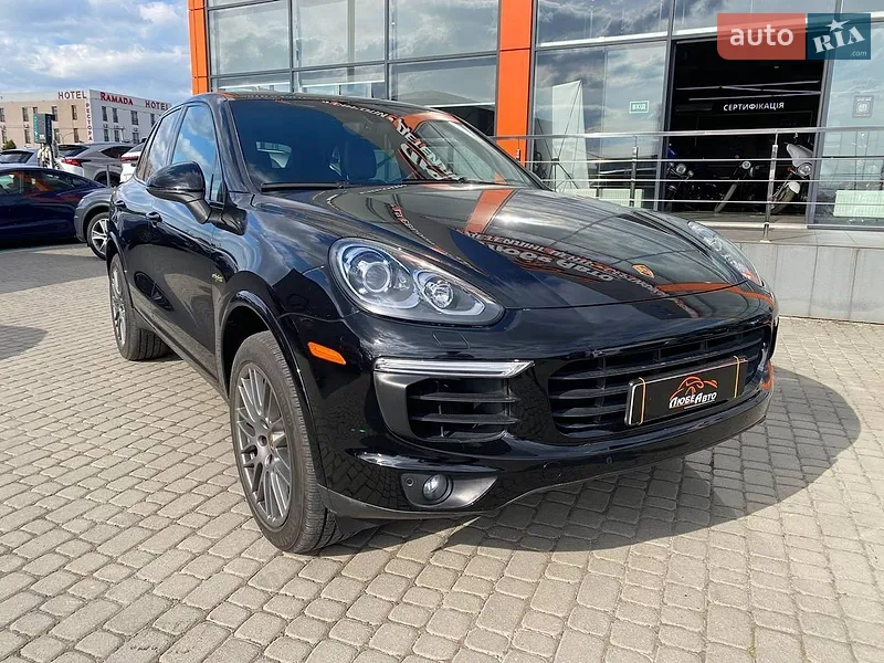 Porsche Cayenne 2016