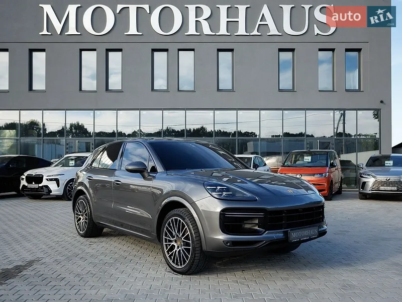 Porsche Cayenne 2021