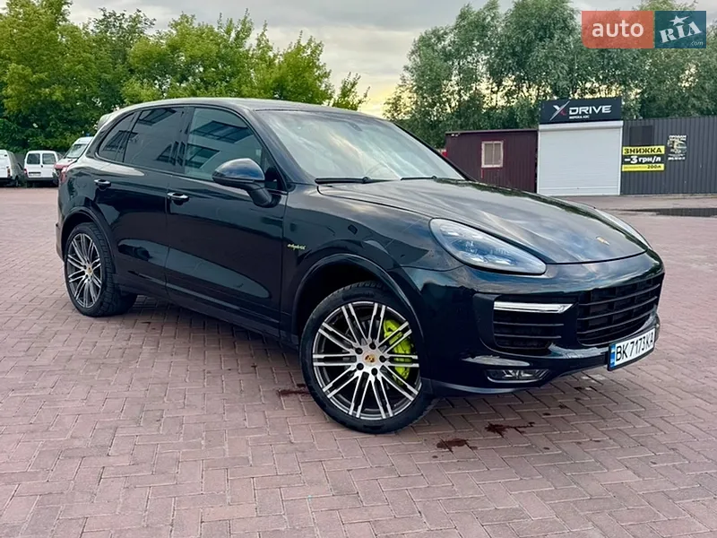 Porsche Cayenne 2016