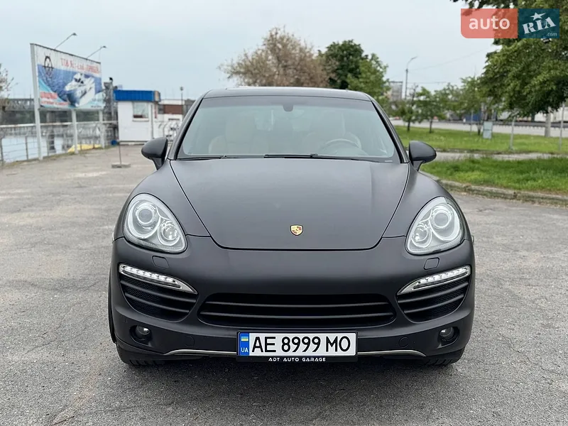 Porsche Cayenne 2011