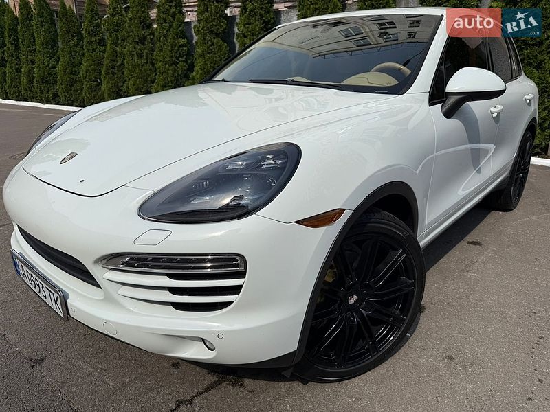 Внедорожник / Кроссовер Porsche Cayenne 2013 в Киеве