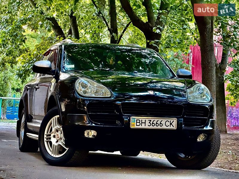 Внедорожник / Кроссовер Porsche Cayenne 2005 в Одессе