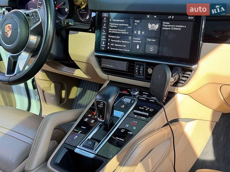 Внедорожник / Кроссовер Porsche Cayenne 2018 в Киеве фото 15 Внедорожник / Кроссовер Porsche Cayenne 2018 в Киеве