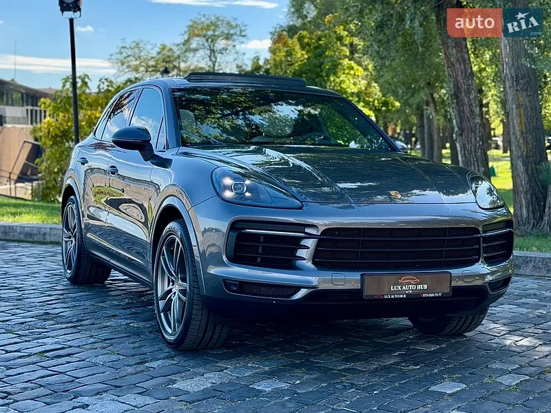 Porsche Cayenne 2022