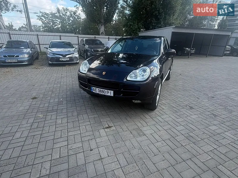 Porsche Cayenne 2004