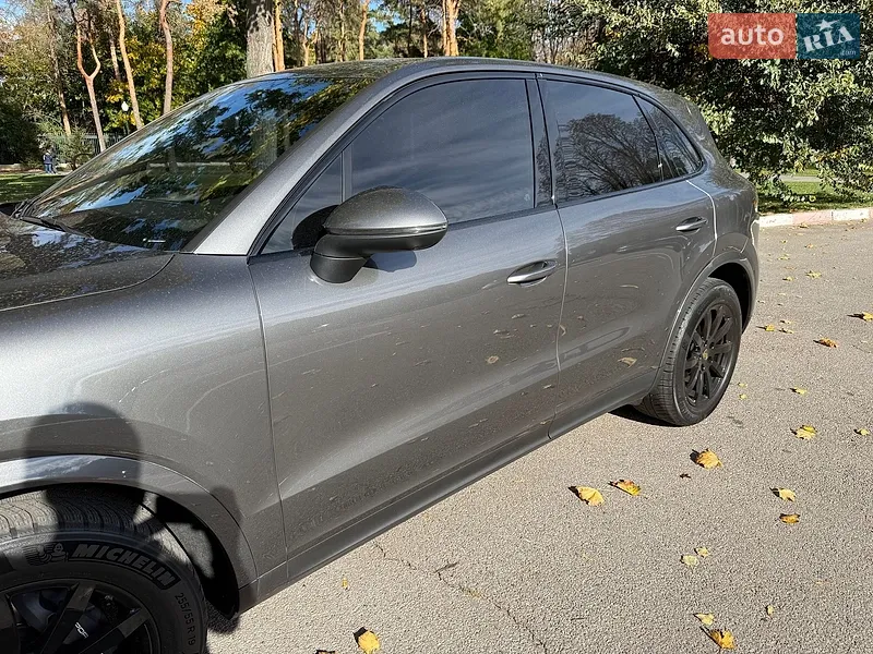 Porsche Cayenne 2019
