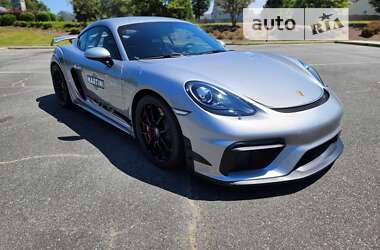 Porsche Cayman  2021