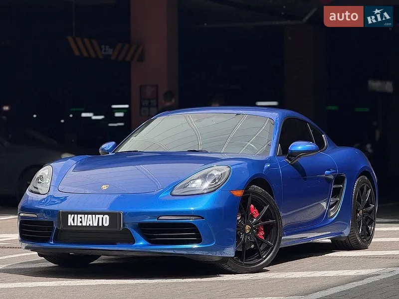 Porsche Cayman 2017