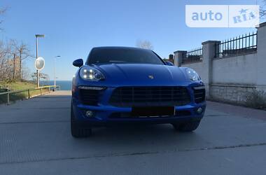 Porsche Macan  2016