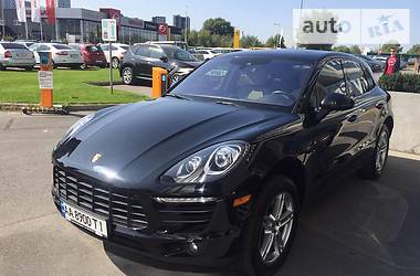 Porsche Macan  2016