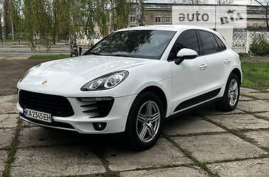 Porsche Macan S PNEVMA 2014