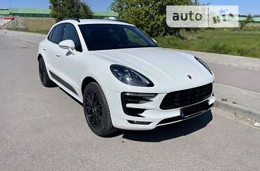 Porsche Macan GTS 2016
