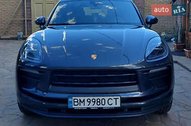 Porsche Macan  2021