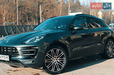 Porsche Macan  2016