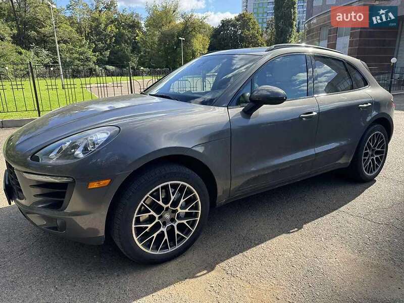 Внедорожник / Кроссовер Porsche Macan