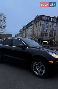 Porsche Macan  2015