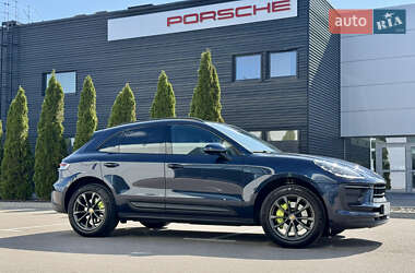 Porsche Macan 2021
