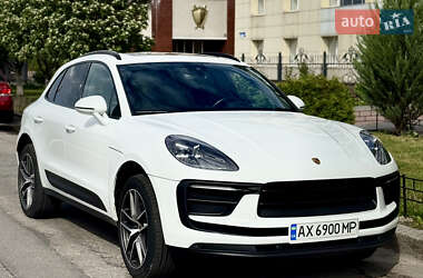 Porsche Macan  2022