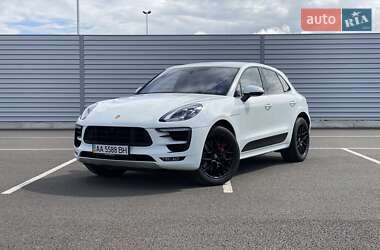 Porsche Macan  2017