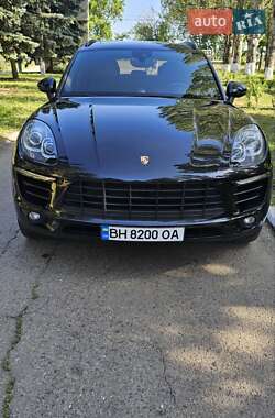 Porsche Macan  2014