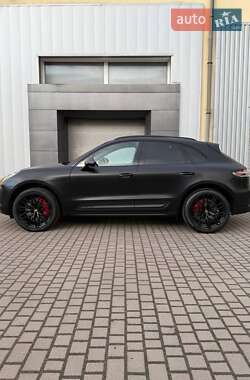 Porsche Macan  2024
