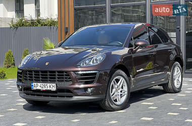 Porsche Macan  2016