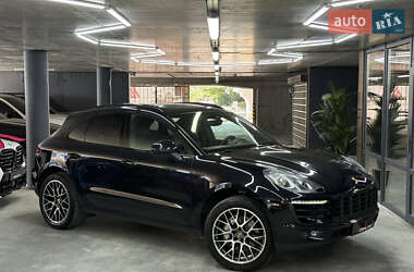 Porsche Macan  2014