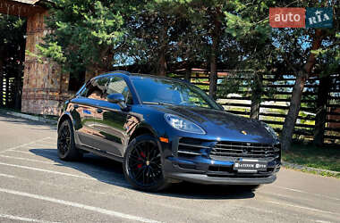 Porsche Macan  2021
