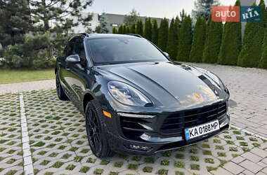 Porsche Macan  2018