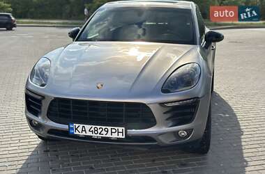 Porsche Macan  2015