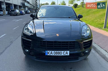 Porsche Macan  2017