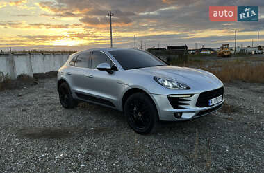 Porsche Macan  2015