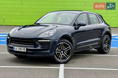 Porsche Macan  2021