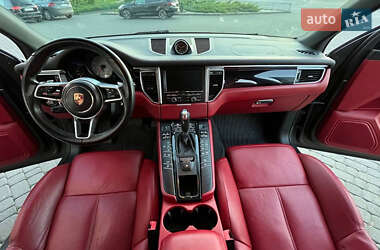 Porsche Macan  2014