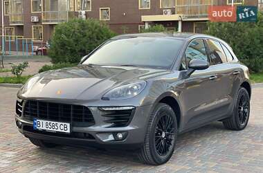 Porsche Macan  2018