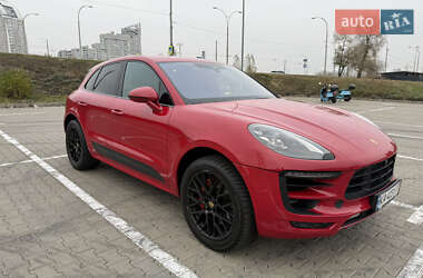 Porsche Macan  2016