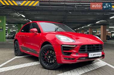 Porsche Macan  2016