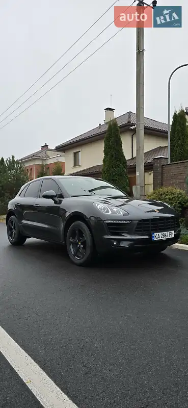 Porsche Macan