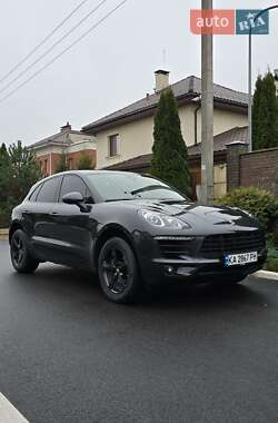 Porsche Macan  2018