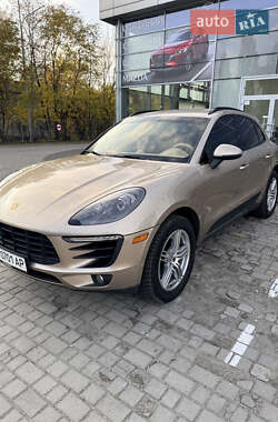 Porsche Macan  2015