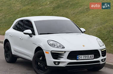 Porsche Macan  2016