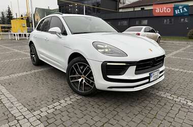Porsche Macan  2021