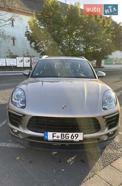 Porsche Macan 2015