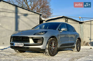 Porsche Macan  2022