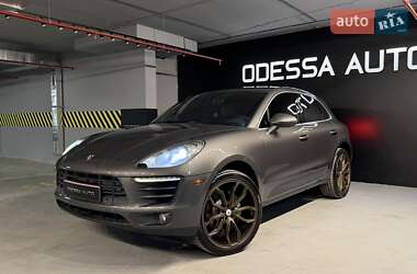 Porsche Macan  2015