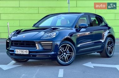 Porsche Macan  2021