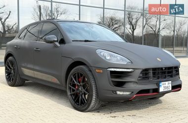 Porsche Macan  2016