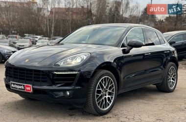 Porsche Macan  2017